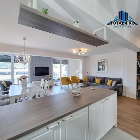 Wonderful Duplex